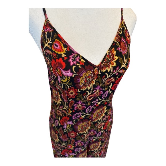 Anthropologie x Kachel Black Red Floral Wide Leg
Loose Fit Sleeveless Jumpsuit 4 - Picture 5 of 13